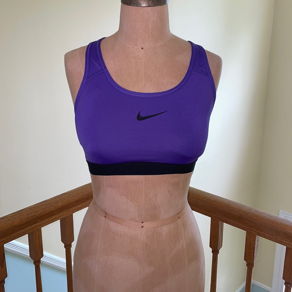 Nike sports bra